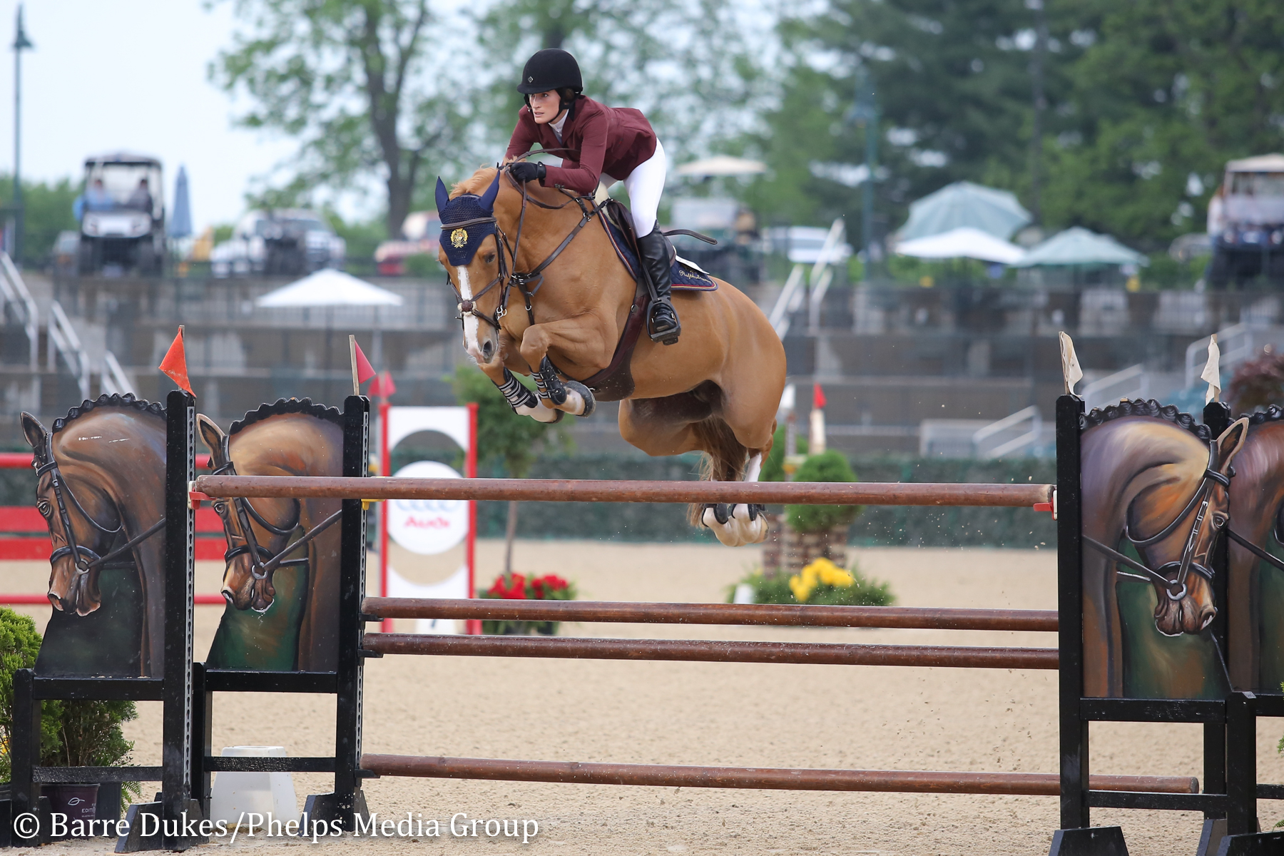 Jessica Springsteen and Volage Du Val Henry